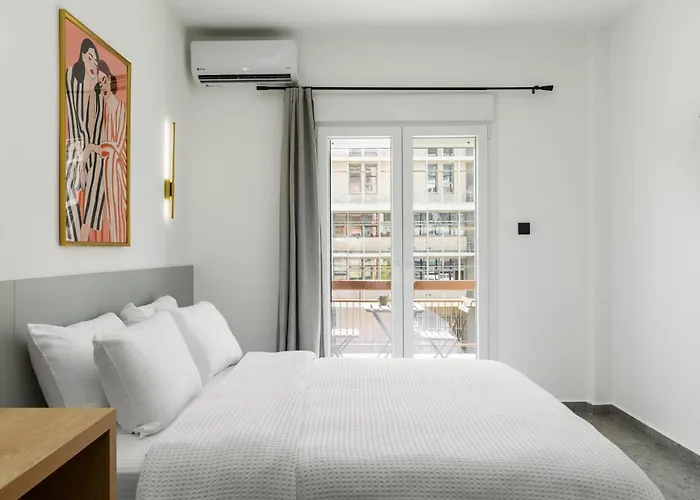 Lyon Suite By Alchemia Parking