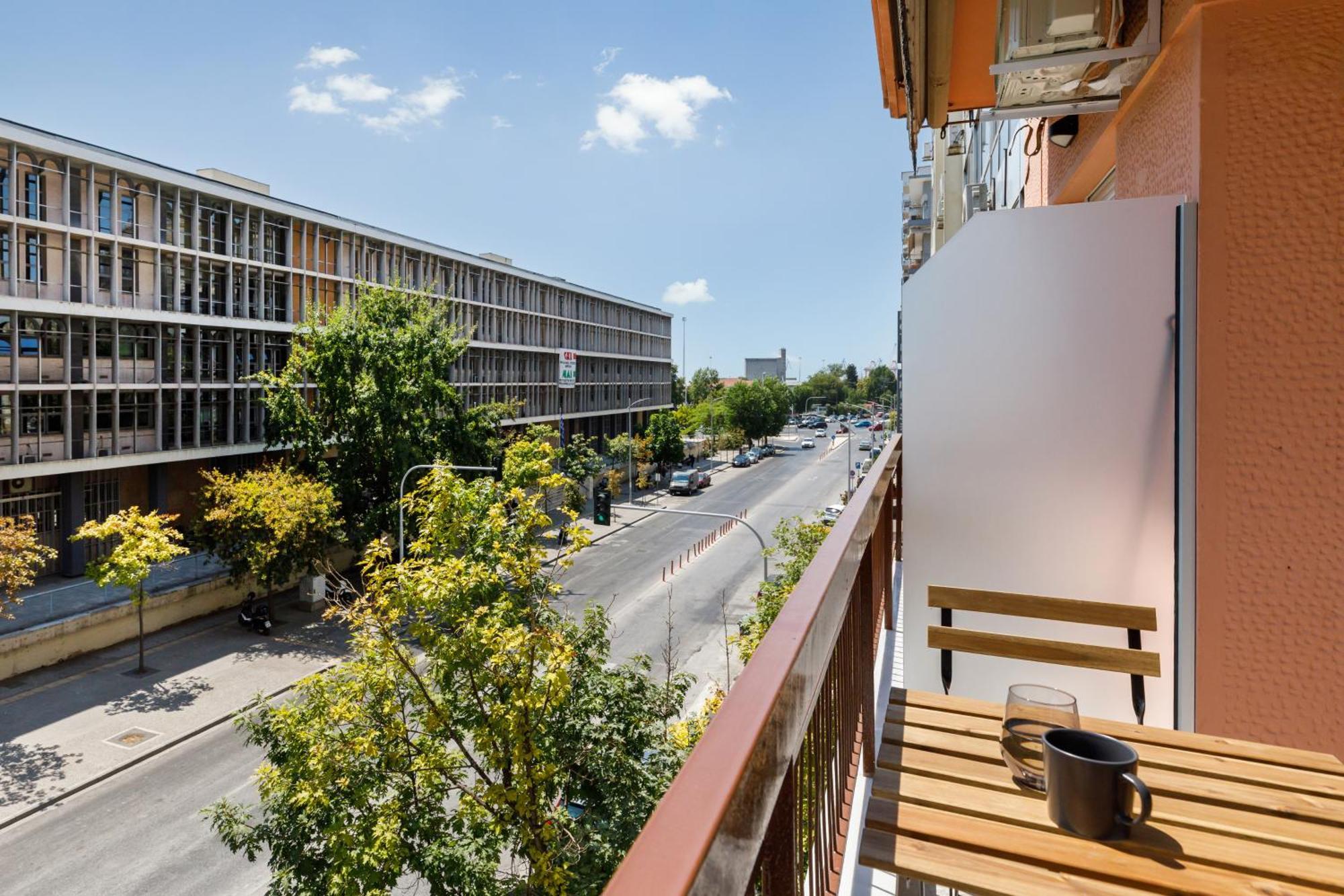 Lyon By Alchemia Parking Thessalonique